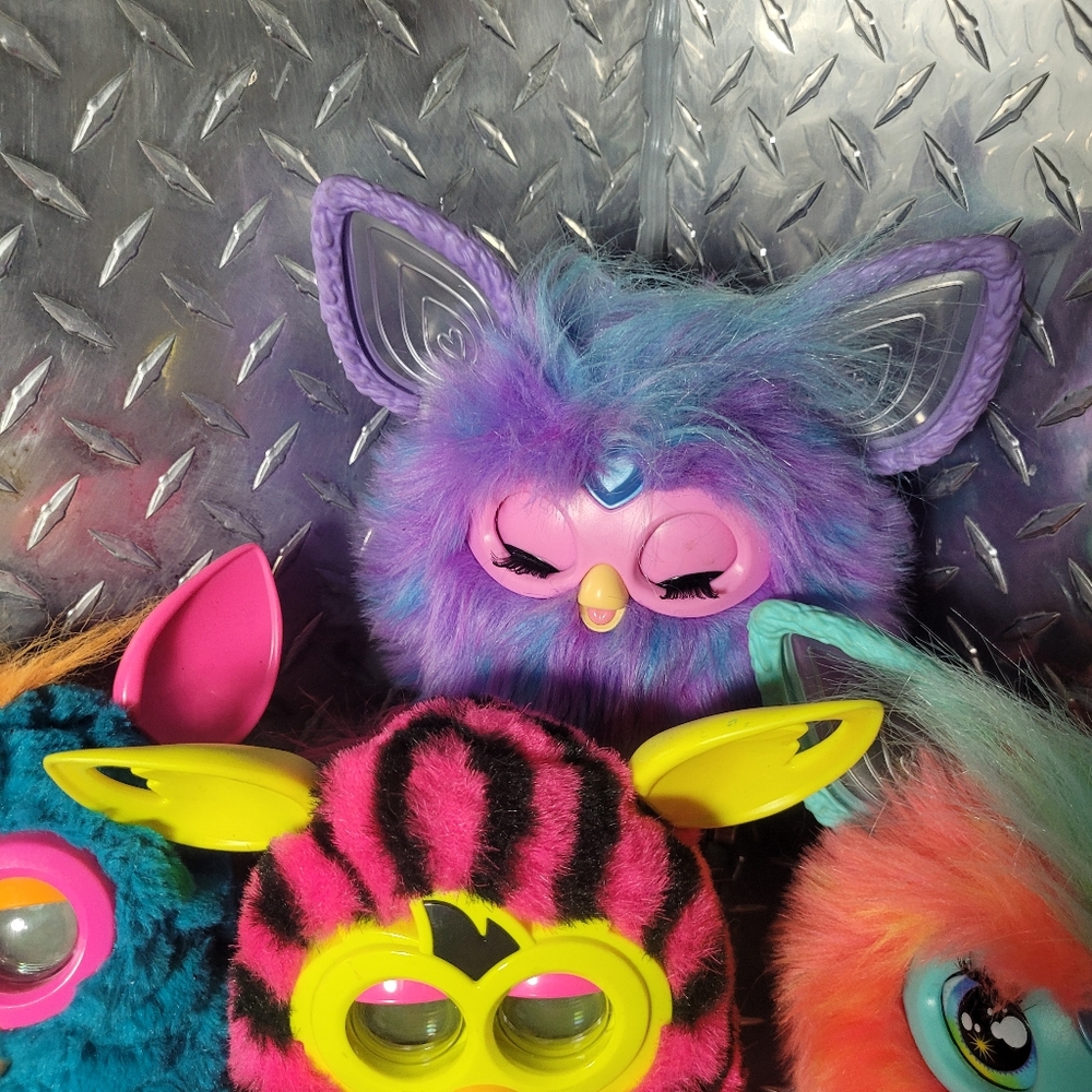 Furby Toy Collection - Picture 6 of 8